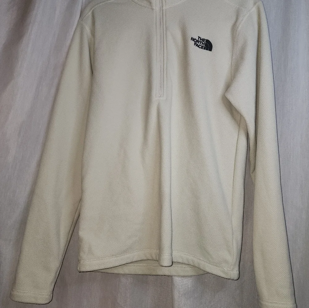 The North Face Men's Textured Cap Rock 1/4 Zip Size Small.